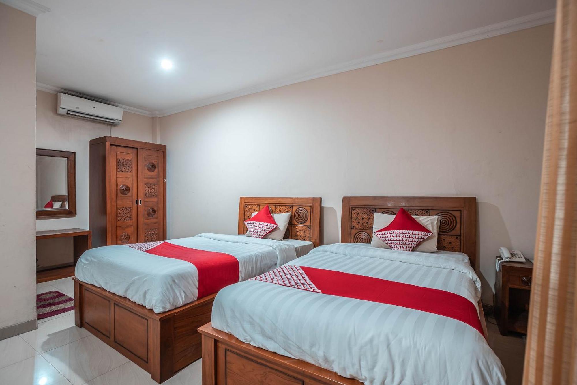 Super Oyo 686 Bunga Karang Hotel Бекаси Екстериор снимка